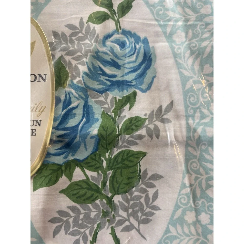 Vtg Set of 2 Cannon Standard Pillowcases Blue Embassy Rose Cotton Royal Family